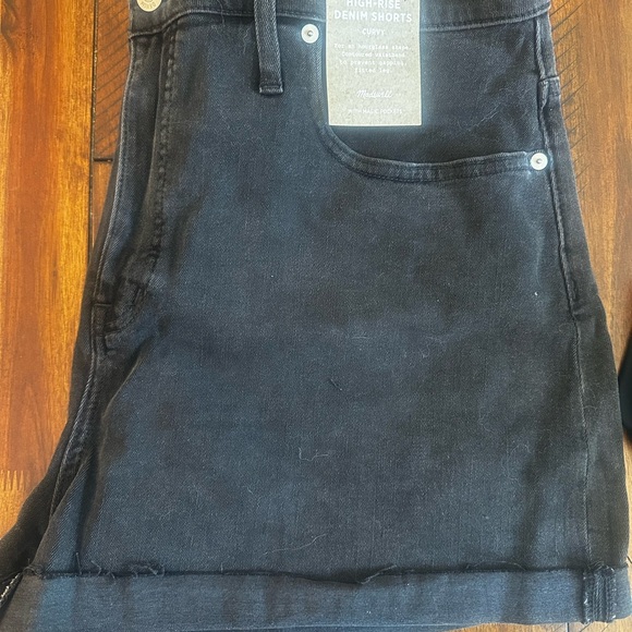 Madewell Black Jean Shorts Curvy High Rise - Picture 5 of 8